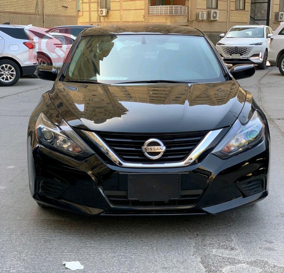 نيسان ألتيما